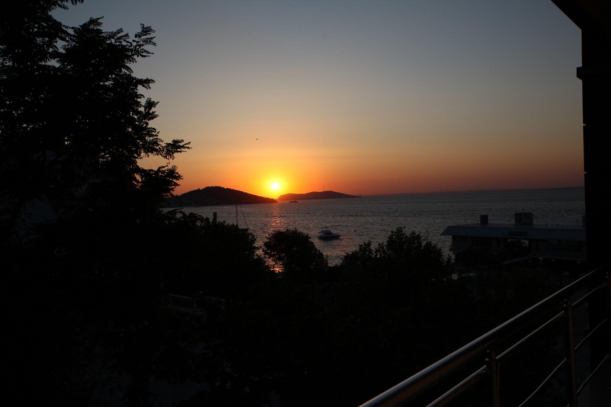 Buyukada Comfort Otel Πριγκηπονήσια Εξωτερικό φωτογραφία