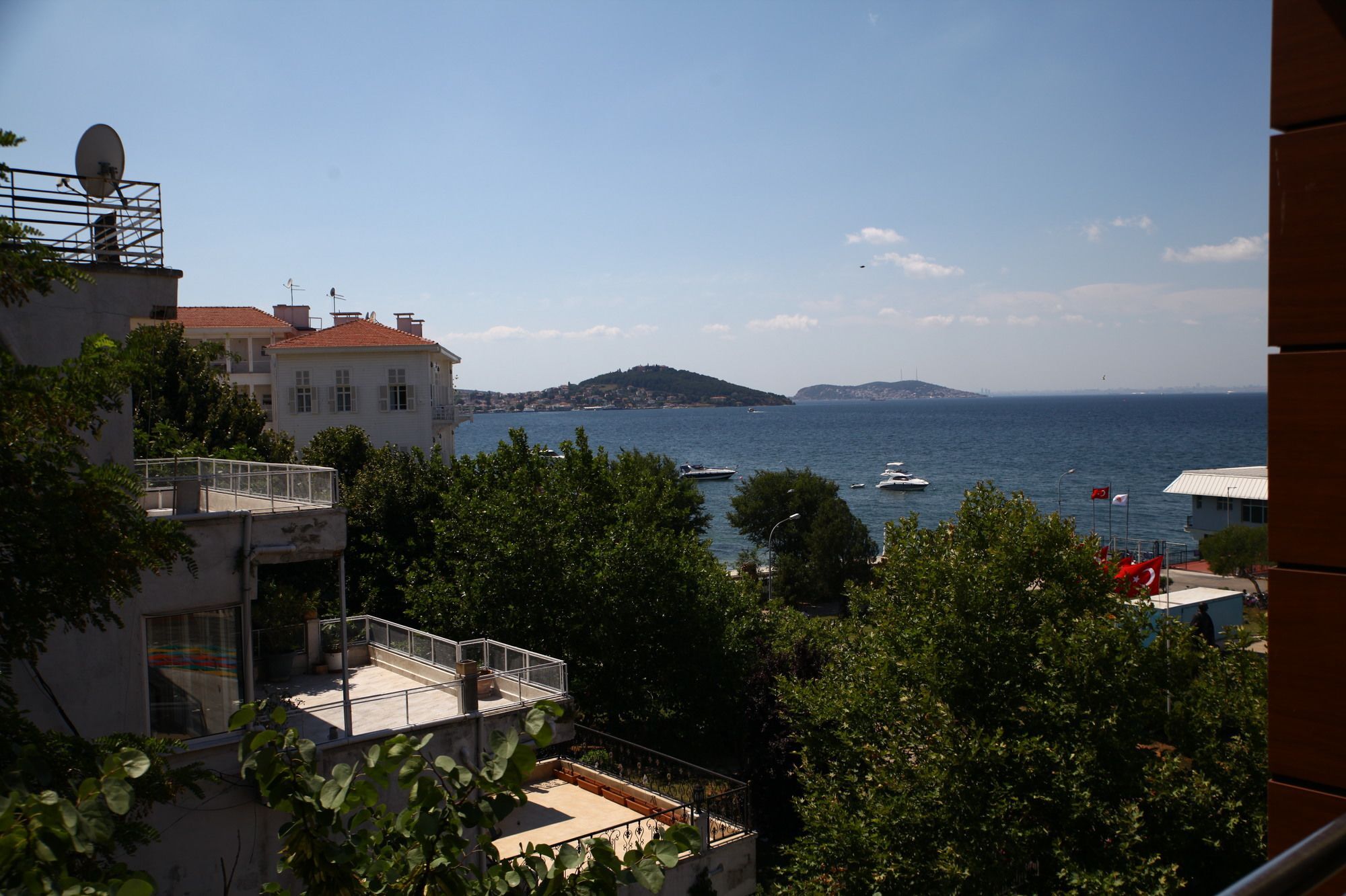 Buyukada Comfort Otel Πριγκηπονήσια Εξωτερικό φωτογραφία