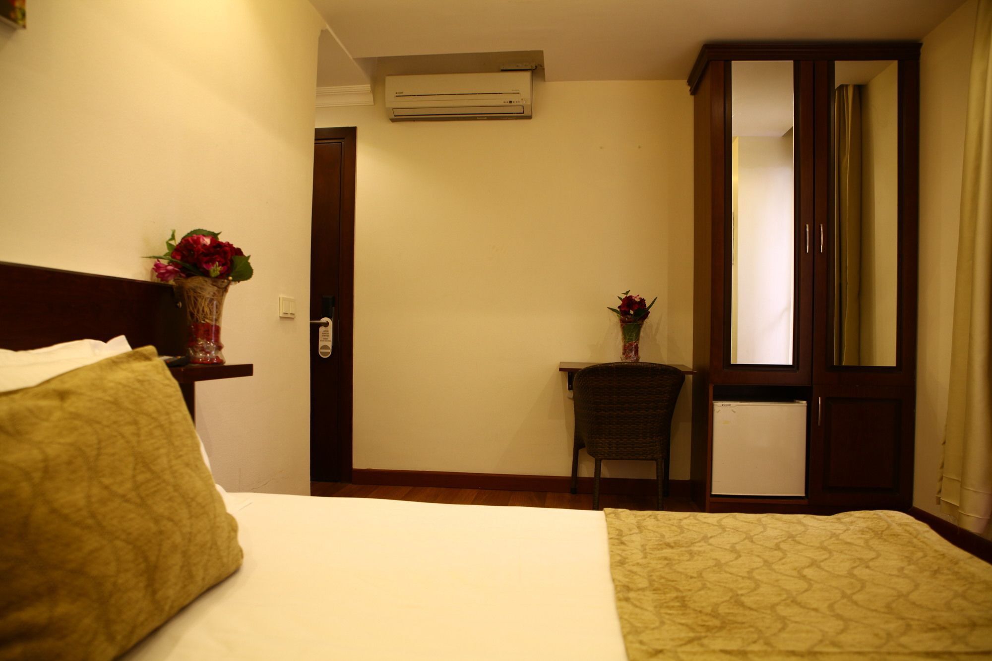 Buyukada Comfort Otel Πριγκηπονήσια Εξωτερικό φωτογραφία